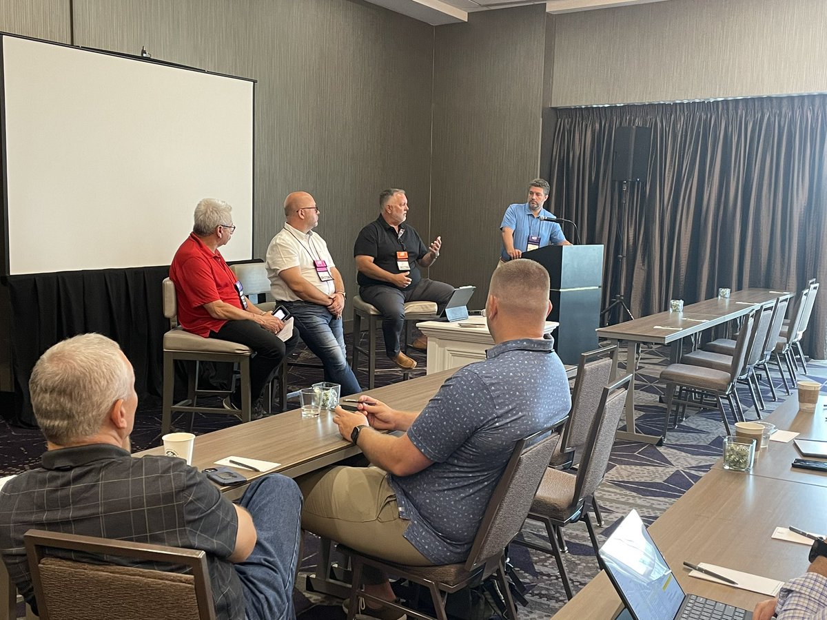 IWLA_CEO's tweet photo. Day 2 at #IWLAFulfillment tackles reverse logistics. Is you company completing this device for customers? Should you be? @IWLA_US https://t.co/ZdkdZWTHOy