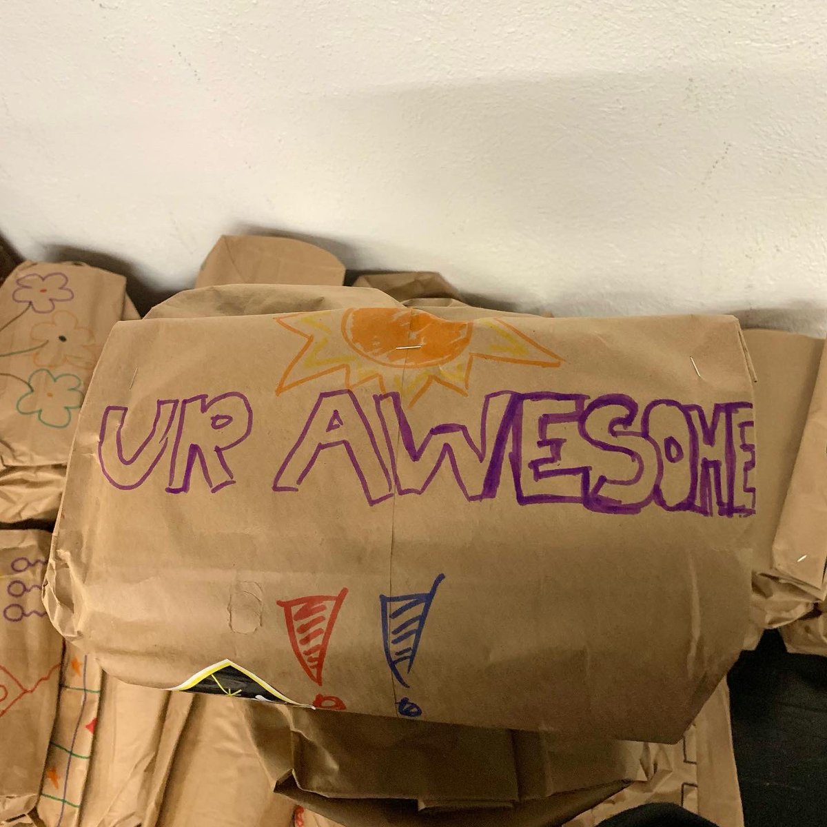 nourisheastend's tweet photo. These are some of the incredible kits we received from @secondharvestca for the Feeding our Future Program! We received 80 kits that all went to students &amp; youth in our community. We also loved &amp; appreciated the positive messaging written on the bags! Thank you @SecondHarvestCA💚 https://t.co/cmezWmYpZt