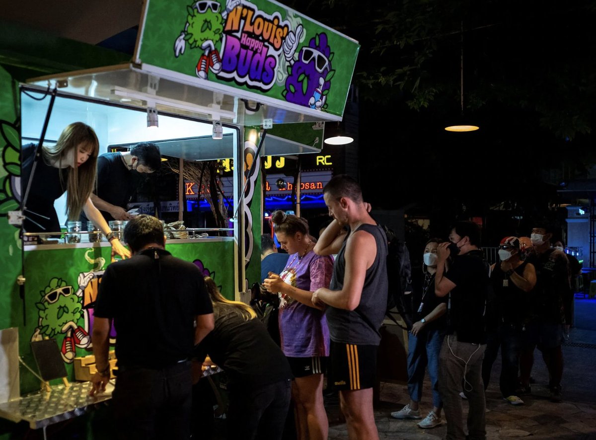mrx__tech's tweet photo. From Khaosan Road in Bangkok. Thailand is the first Asian country to remove cannabis from the narcotics control list. And we can end the week on that good news. #runmrx https://t.co/nCQlW2wYGx