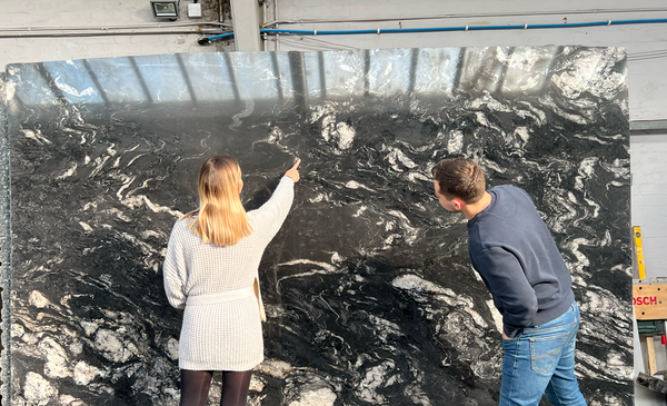 Often it is hard to imagine how the stone will look just by viewing a sample, that's why we always advise our customers to view their chosen stone in slab size before proceeding. Ensuring everyone is happy🙌

 #granite #quartz #marble #stonespecialists #kitchenworktops #stoneslab