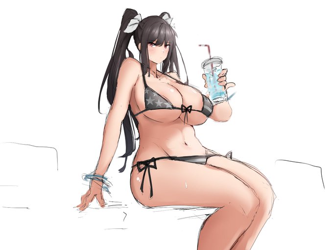 ロービジ星条旗ビキニ描いてる 