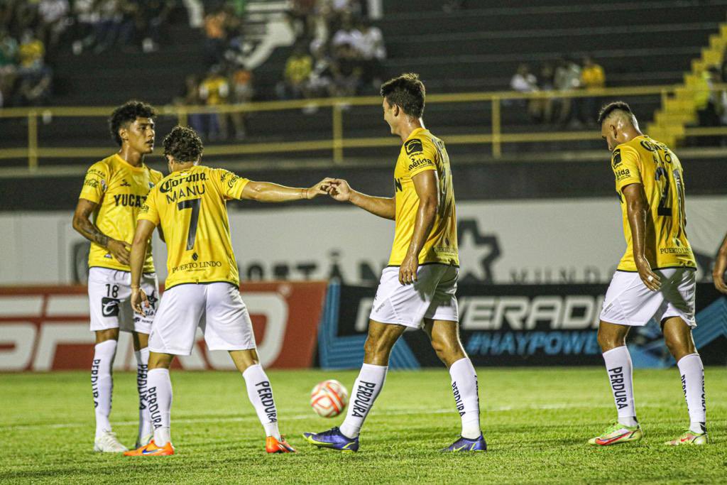 SomosVenados's tweet photo. Los Ciervos mostrando un accionar importante supieron darle la vuelta al marcador en el 1er Tiempo y rubricar en la complementaria con “Los Pérez” anotando: Mauro y Manu. #PrimeroSoyVenado https://t.co/jSkyBllDiR