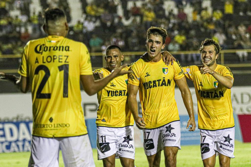 SomosVenados's tweet photo. @venadosfc consigue su primera victoria del Torneo en la J03 del AP22 @LigaMXExpansion tres goles a dos ante @TorosCelayaCD con tres yucatecos en el once inicial: Rosel, Khaled y Mayo. https://t.co/tgavjLVaoM