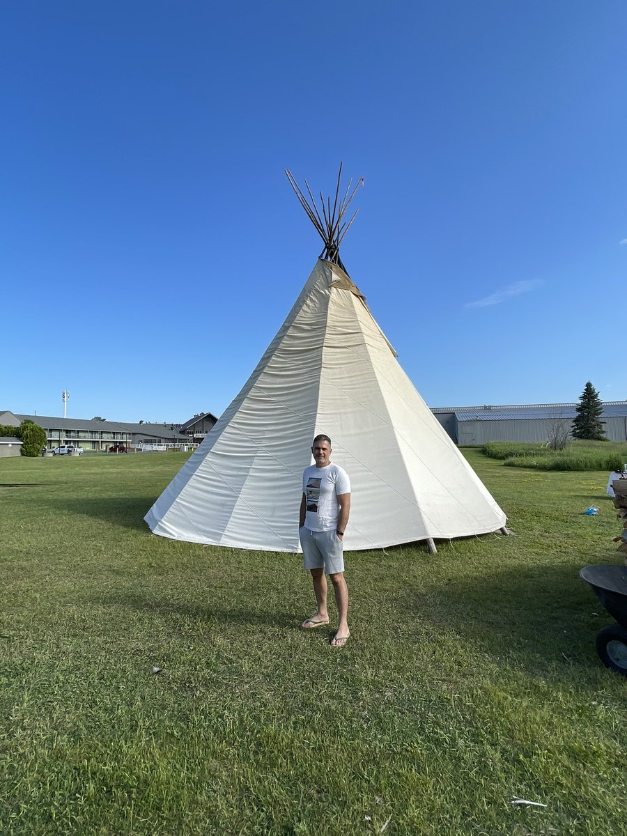 Andrew_Tourism's tweet photo. I have missed you @CityThunderBay - so happy to be home :) #norwesters #teepee #finnishpancakes @TFInteriors https://t.co/i9ydh2azW2