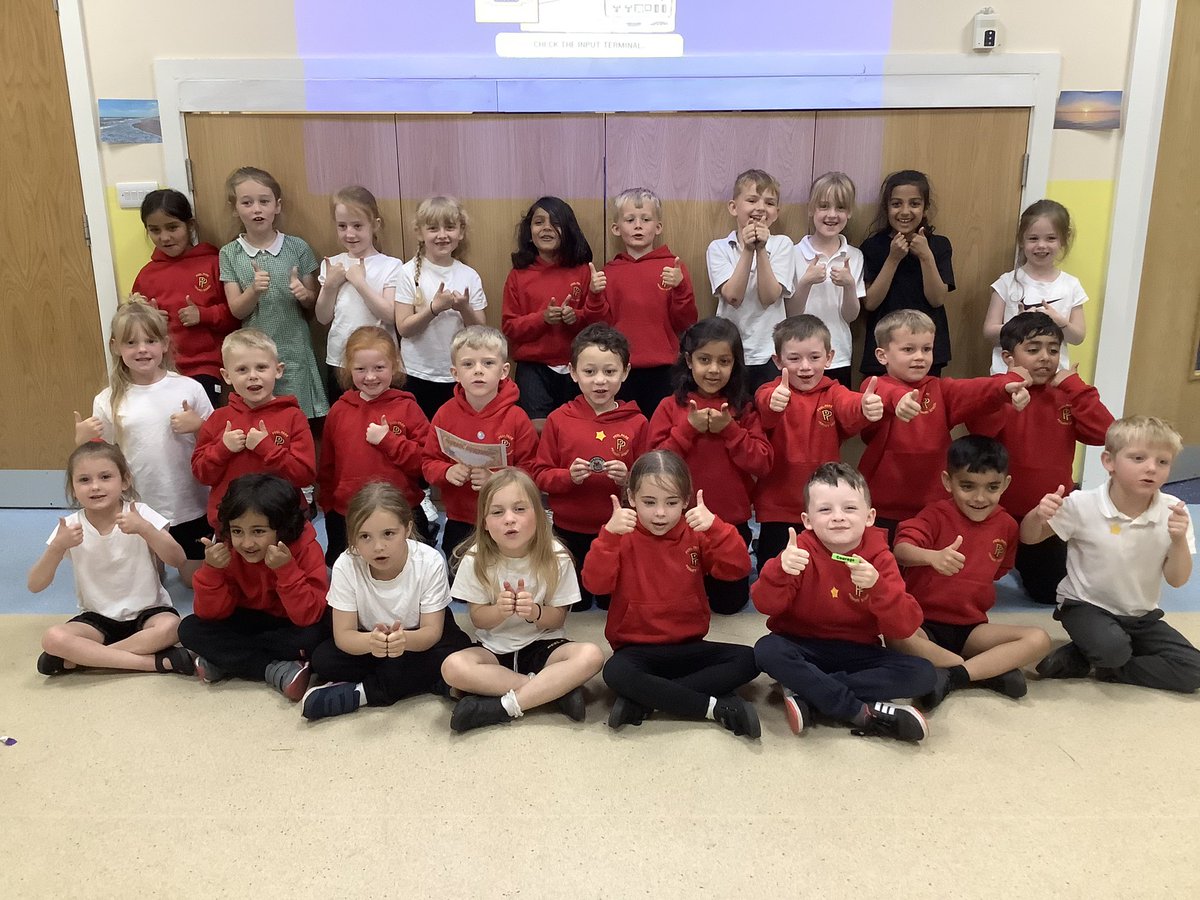 PeelparkClass4's tweet photo. Today all of class 4 were awarded the star award. We are very proud of you all. https://t.co/rBk6vUbwuf