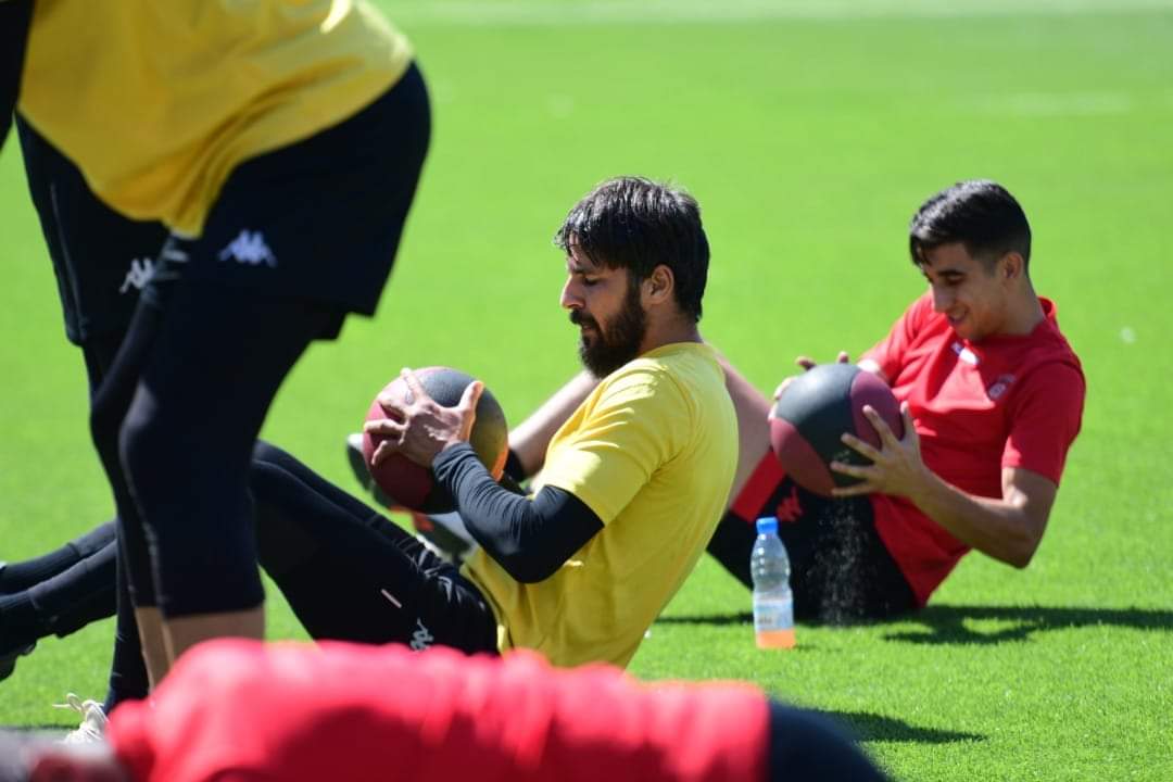 USMAofficiel's tweet photo. التحضيرات متواصلة بمعدل حصتين في اليوم.
#préparation #Intersaison #ALLEZLESROUGES 🔴⚫ #WeAreUnited 💪 https://t.co/DejVSmBUkh