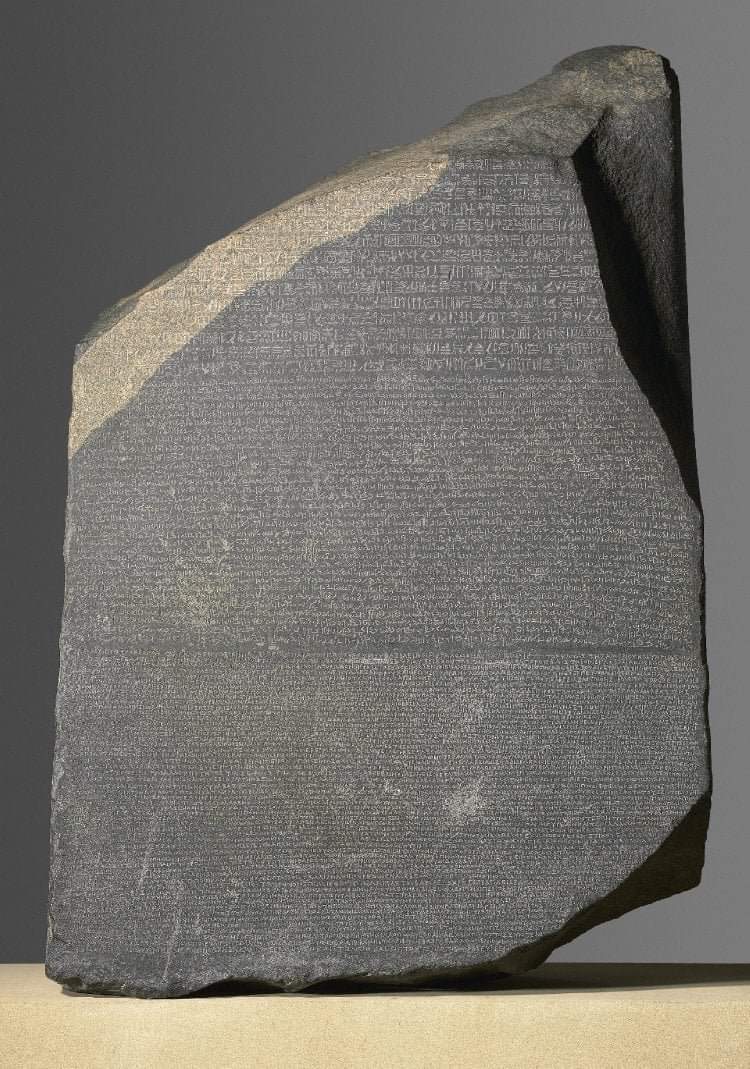 Dr_TheHistories's tweet photo. On 15 July 1799, Rosetta Stone was discovered by French Captain Bouchard near town of Rashid (Rosetta) during Napoleonic campaign in Egypt. Stone had same message written in three different scripts: hieroglyphics, Egyptian Demotic, and at bottom in ancient Greek.

British Museum https://t.co/VESSdrblwB
