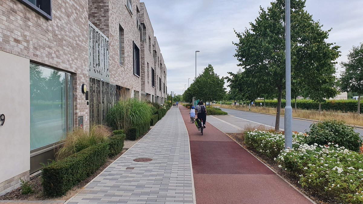 JTUrbanDesign's tweet photo. We also visited Knight's Park on the northern side of Cambridge.  Another development that ticks all the boxes in terms of coherence, place making, density and mix of housing. https://t.co/2keT0UrQPg
