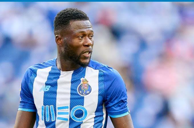 Marcomomo57's tweet photo. #MercatOM : @mbemba22 va rejoindre @OM_Officiel. Le léopard 🐆 est un agent libre ! https://t.co/4XxaaKLeR0