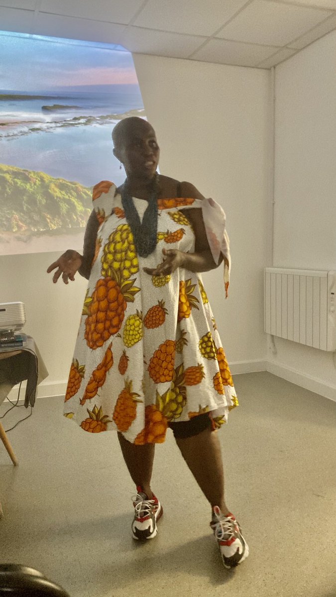 OrchidProject's tweet photo. ⁦Orchid fellow ⁦@KamSarian⁩ from @keepthedrumlosetheknife introduces her film about cutters in Sierra Leone and how they can be part of #endgfm #endfgmc #endfgc https://t.co/fExH6PXl6X