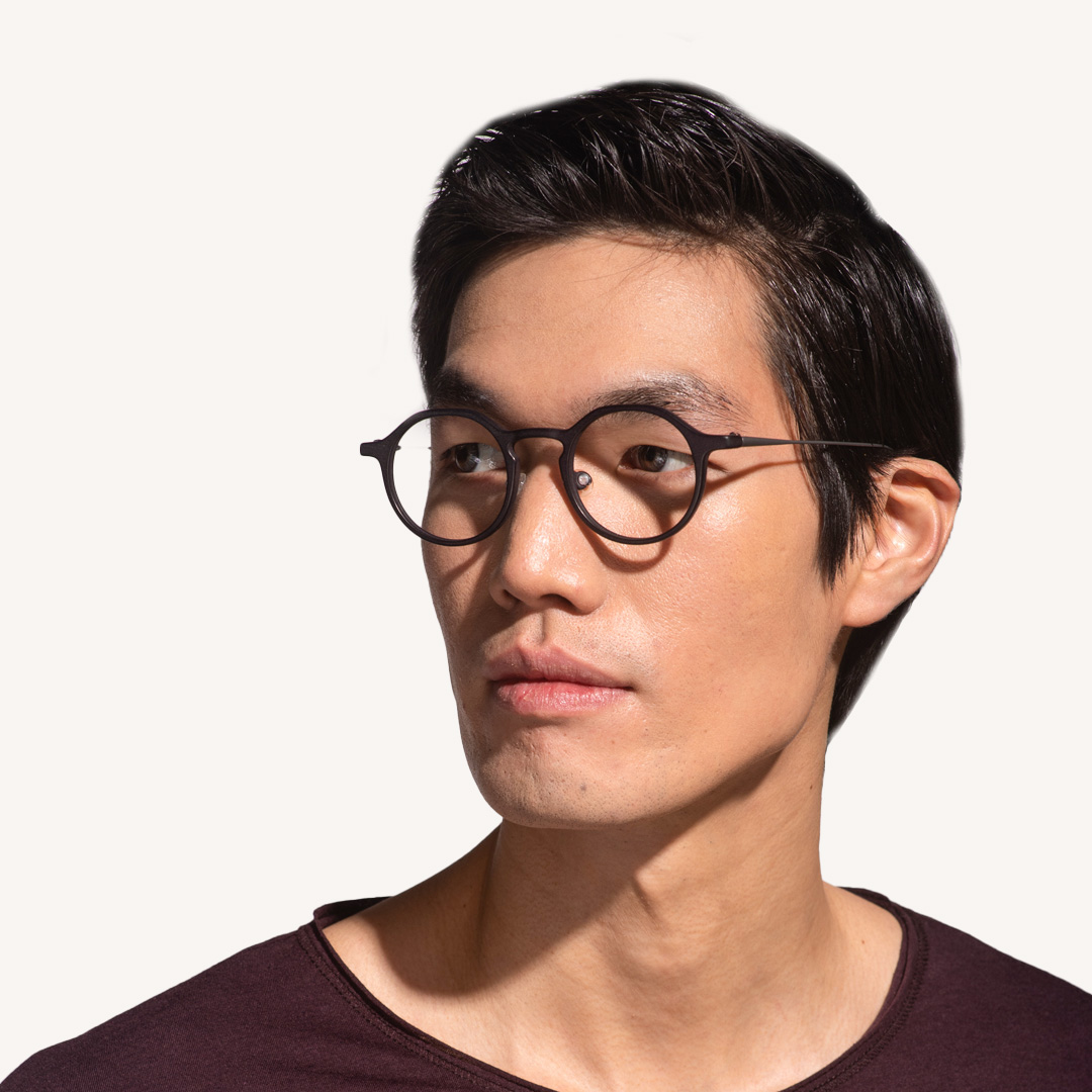 What frustrates you the most about wearing glasses? 

Tell us your stories 

#glasses #meneyewear #frames #eyewear #Competition #onlineshopping