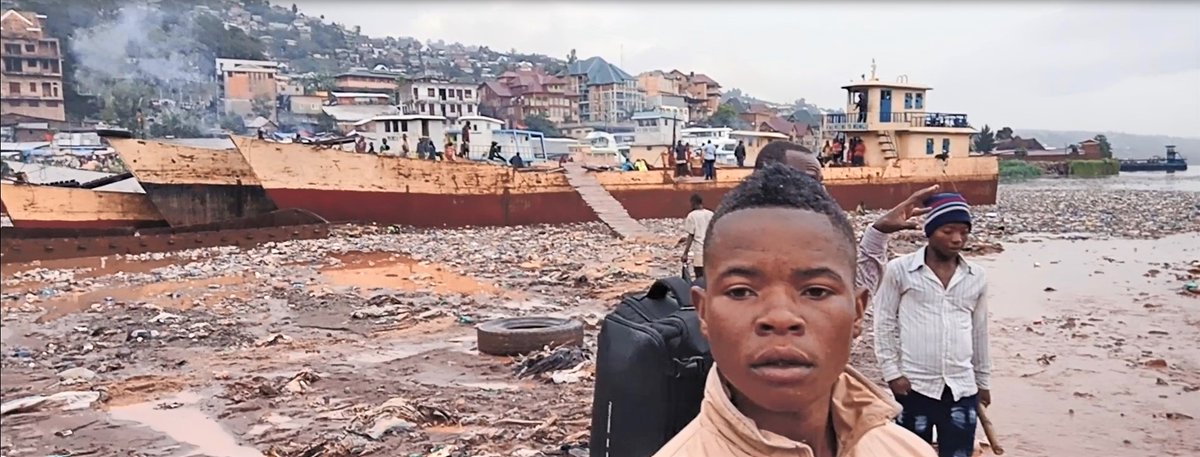 JanineHH258's tweet photo. “This is the street, and each must look after himself." Baba #street youth researcher has recounted the lives of young men growing up on the streets + filmed #DRC #storymap ‘Street Life in the City on the Edge’ #GUOTS #masculinites https://t.co/DjI78G5agY
https://t.co/U6L1C8Pmi0 https://t.co/emtvpMADXT