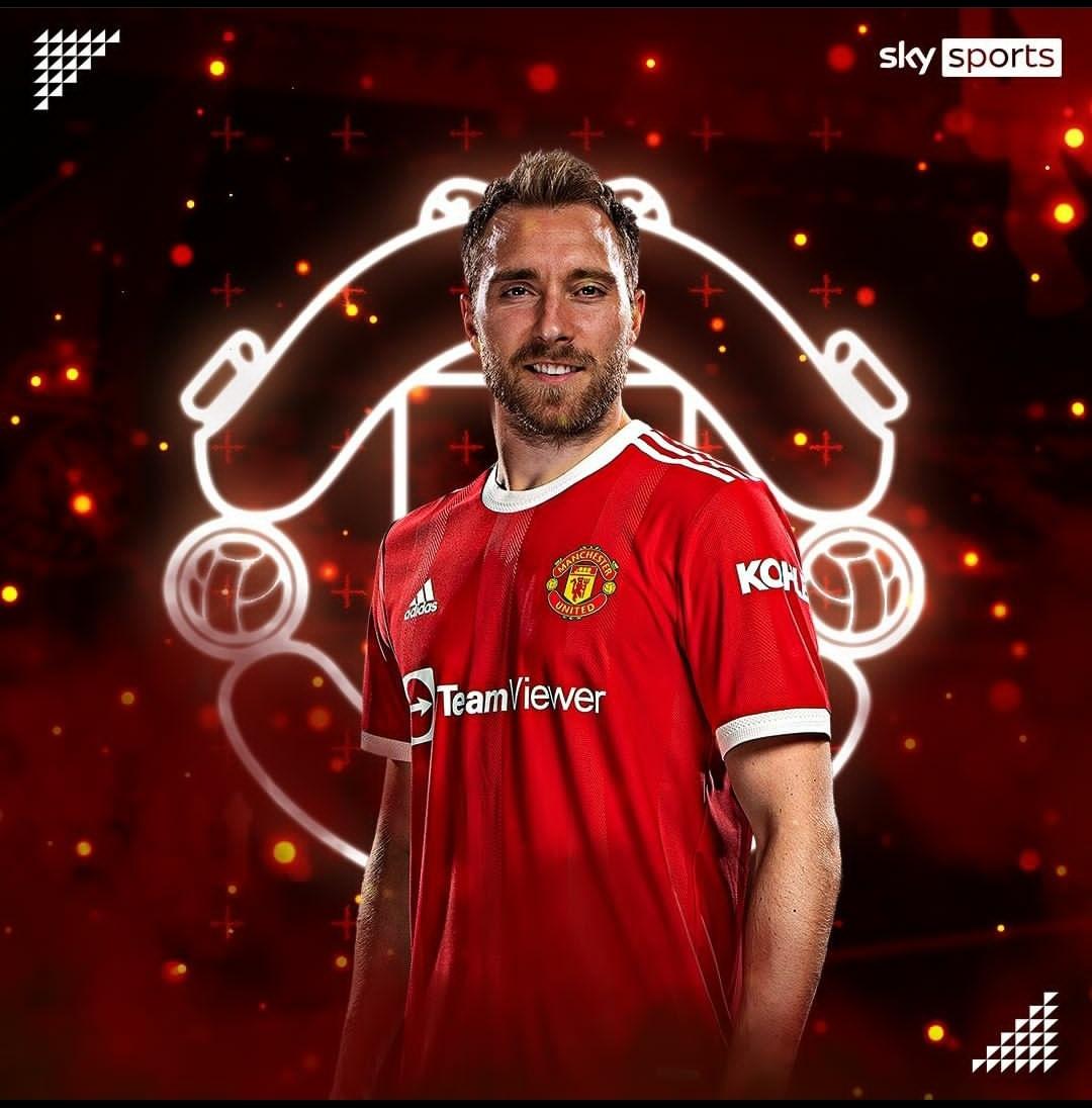 JhDaddy2's tweet photo. THREE year deal done🔴 https://t.co/OiwF0lWNlx