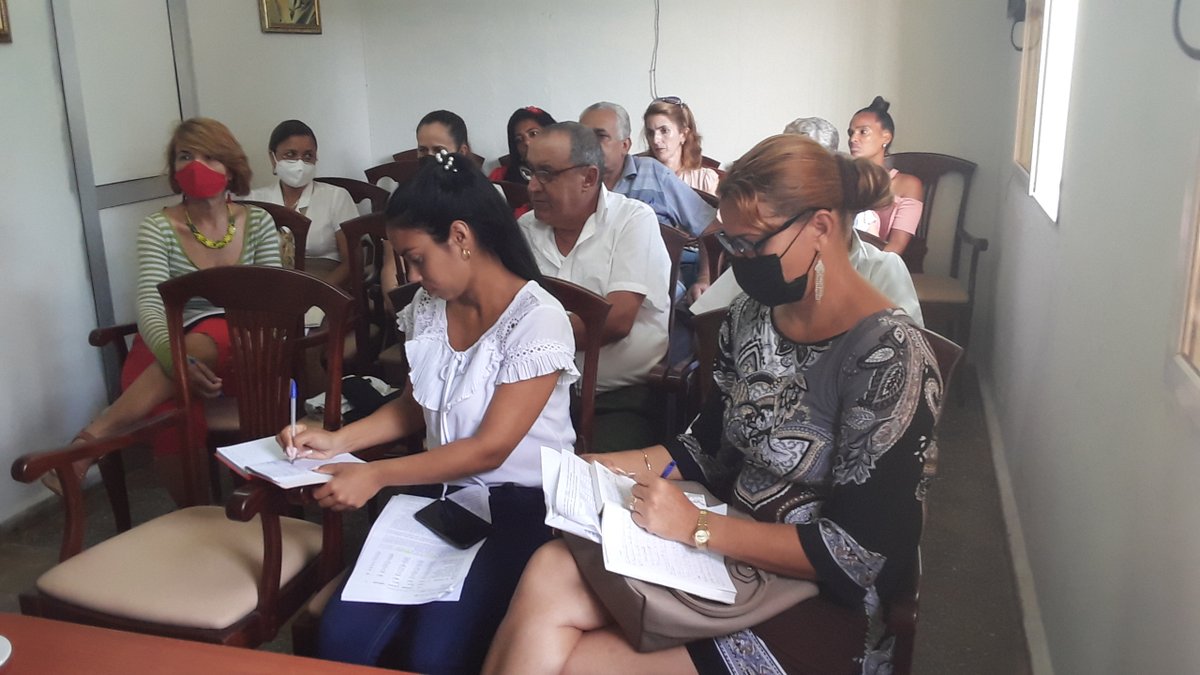 MelenaCam's tweet photo. #Cam #Melenadelsur  #CCPCCMayabeque
Intercambio entre  Funcionaria del Departamento Económico Productivo Mirta Arias Alfonso con los Órganos Globales. #CubaPorLaPaz https://t.co/12Lo4phRUO
