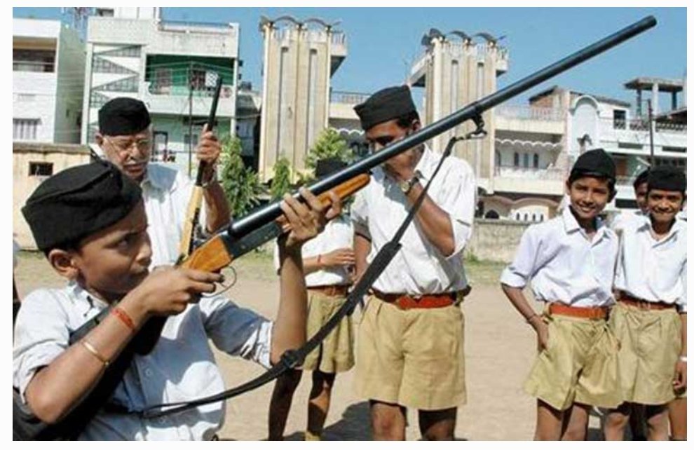 Md__Shahabuddin's tweet photo. @NitishKumar This not PFI but Chaddidhari's preparation for HinduRashtra....These People are Real Threats to our Secular Fabric of India... #BanRSS
#FabricatedToTargetPFI 
#IndiaWithPFI https://t.co/TQRqHFgYgm