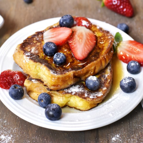 76SOLDlER's tweet photo. here’s some / normal / breakfast , just in case anyone doesn’t want to get food poisoning from reyes . https://t.co/IhyPBF8fMg
