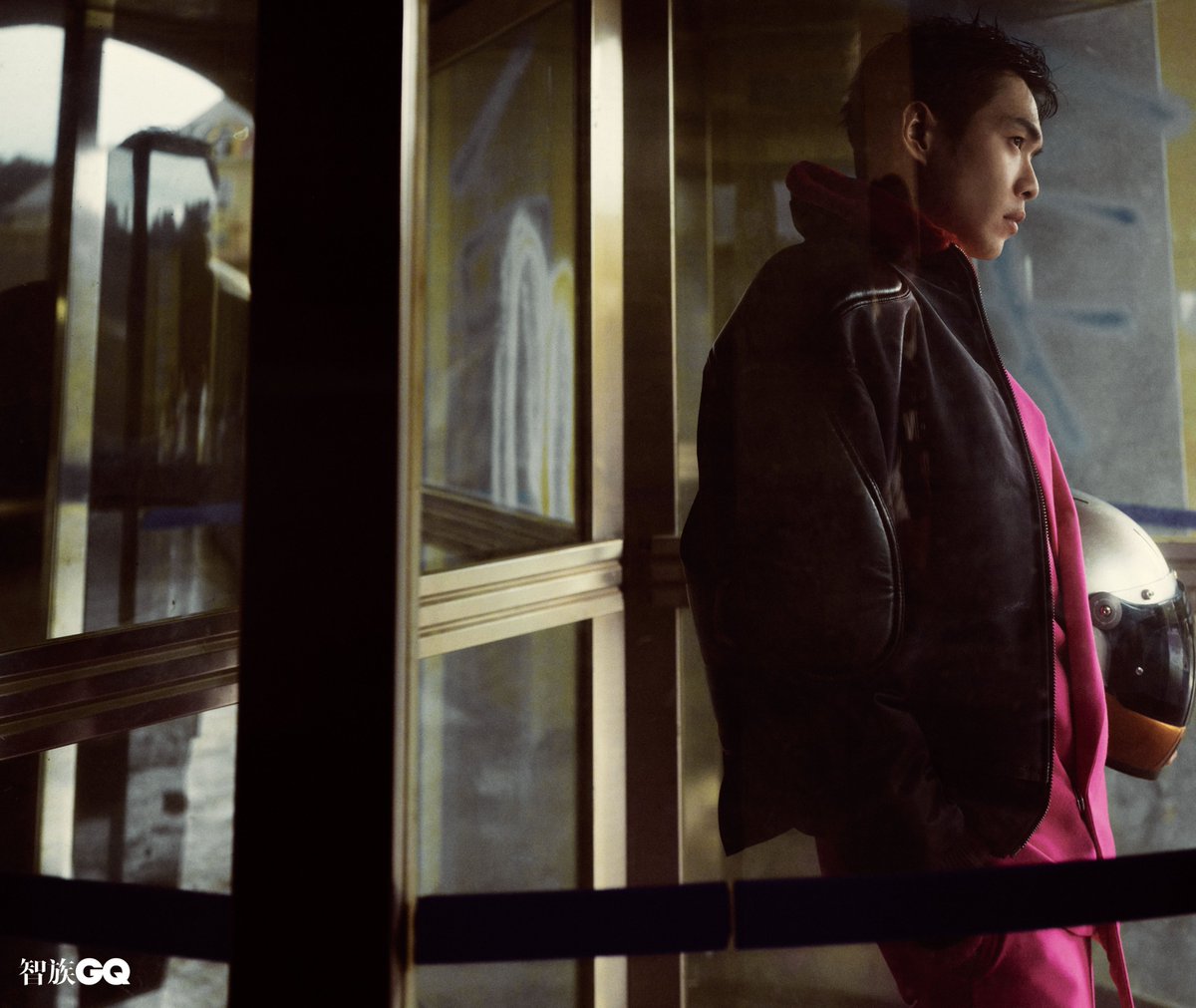 dramaskfan's tweet photo. #ZhangRuoYun para GQ China - edição de Julho/22.
#张若昀 #SwordSnowStride #TheFatedGeneral #JoyOfLife #InsectsAwaken #TheEvolutionOfOurLove #NovolandTheCastleInTheSky #LegendOfNineTailsFox #Intouchable #cdrama #dorama https://t.co/brarcGz2I2