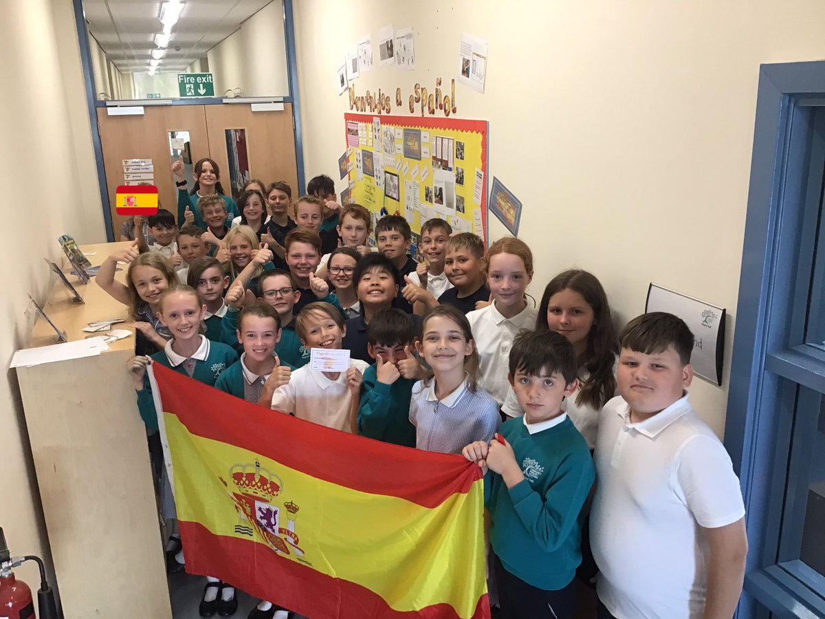 staynorHprimary's tweet photo. 🇪🇸What a week Team Calder have had in Spanish! They’re working towards an independent write with some incredibly tricky content with so much to think about. We’re all extremely excited to get them done in our last week of this term. @spanishwithmiss @eboractrust #staynorspanish https://t.co/xydSFjSE0Q