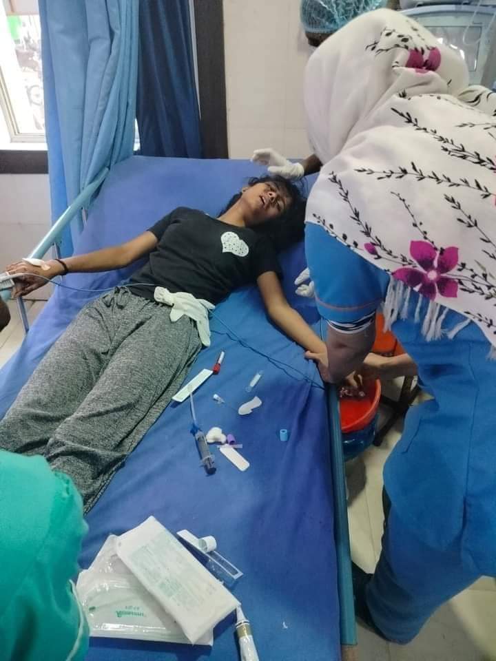 jyothsna_tdp's tweet photo. Soon after the strong protest IIIT Basara in news again! Mass Food Poisoning at the campus and hundreds of students suffering @sgc_rguktb! Where have ur promises gone @SabithaindraTRS? R u listening @KTRTRS ??
#tdpwithIIITBasara
#SAVEIIITBASARA
#massfoodpoisoning https://t.co/YHVAXU1hz6