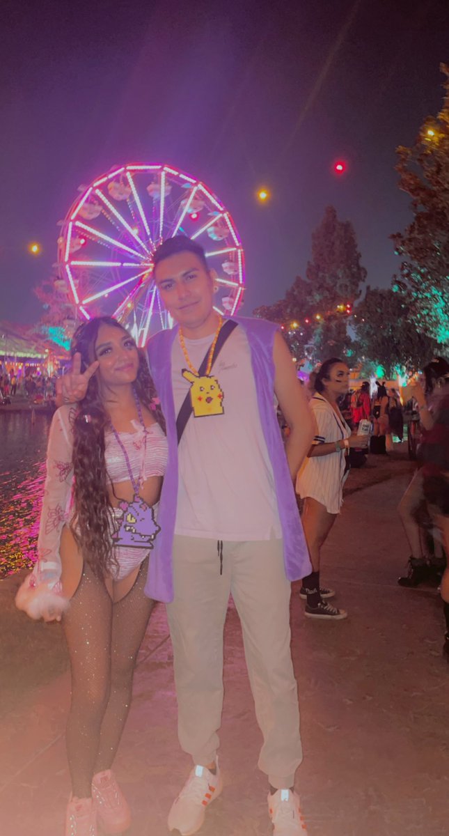 onnoodlestreet's tweet photo. Selling (2) Three-Day Hard Summer tickets! 🎡Negotiable. Located in Santa Ana 🧚🏼‍♀️ hmu✨
#hardsummer #noseventcenter https://t.co/XdQcVCfLe6
