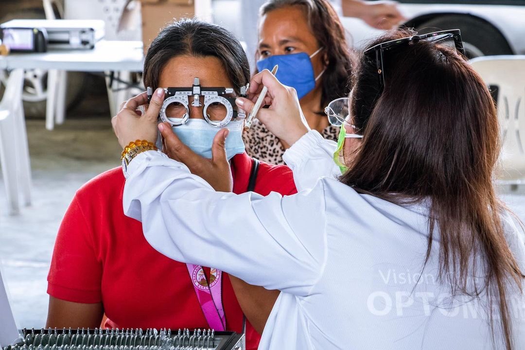 MabuhayDeseret's tweet photo. So grateful to work together with Masungi Georeserve to help restore the sight and independence of the wonderful people in Rizal, Antipolo! 🤓
#MakeSomethingSweet #RestoreSight #RestoreTogether #LatterDaySaintCharities #CharityVision #MasungiGeoreserve #EveryoneDeservesToSee https://t.co/EAhteJa2OF