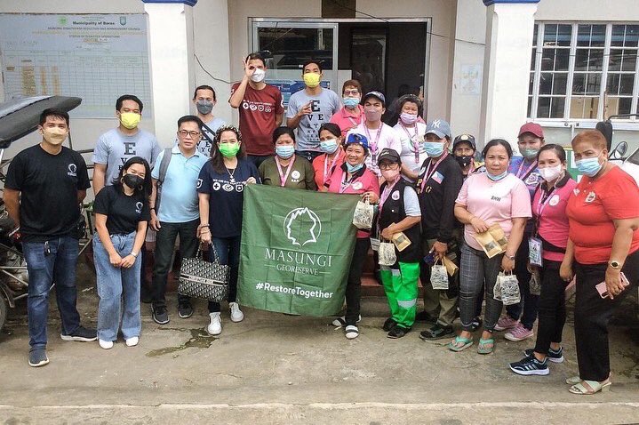 MabuhayDeseret's tweet photo. So grateful to work together with Masungi Georeserve to help restore the sight and independence of the wonderful people in Rizal, Antipolo! 🤓
#MakeSomethingSweet #RestoreSight #RestoreTogether #LatterDaySaintCharities #CharityVision #MasungiGeoreserve #EveryoneDeservesToSee https://t.co/EAhteJa2OF