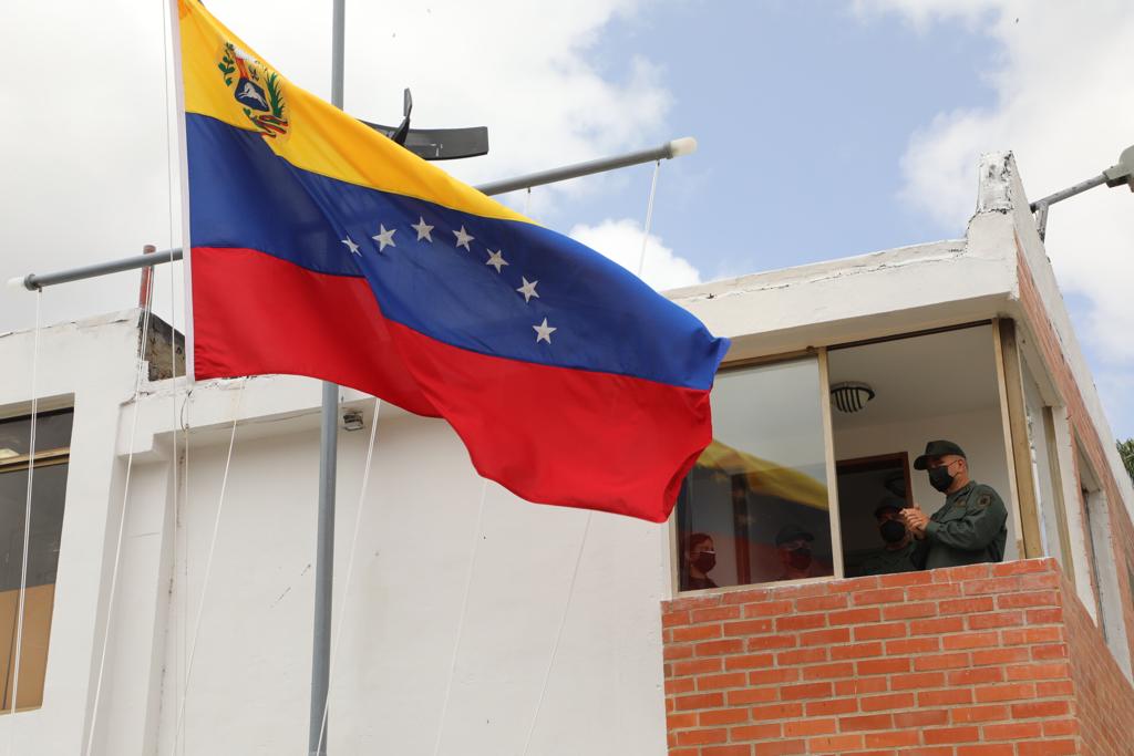 VirguezErika's tweet image. Como lo señaló el Ministro, este equipo humano es el eje de transformación para Venezuela, &quot;no sólo en el ámbito castrense, sino en el desarrollo económico, social y en la evolución de la conciencia de nuestro pueblo, porque llevan por naturaleza el ideal Bolivariano&quot;