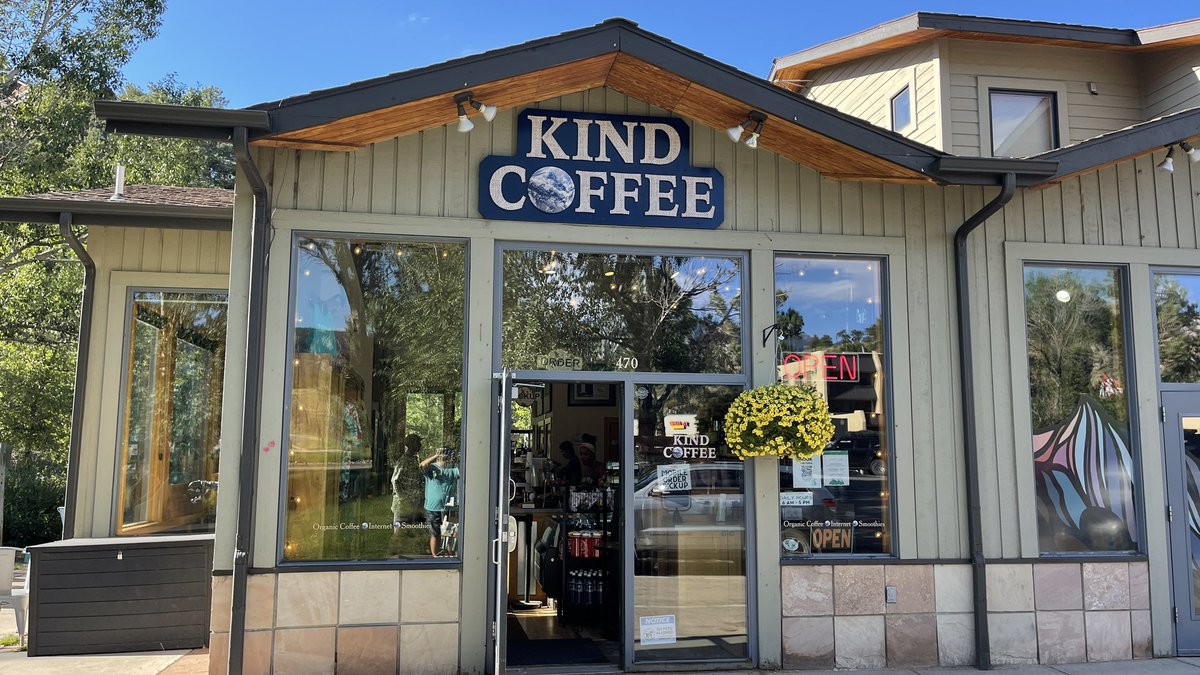 txskywtchr's tweet photo. My favorite coffee joint in all of Estes. Oh and they make a dang good breakfast burrito too. #kindcoffee https://t.co/GEl0WFfyei