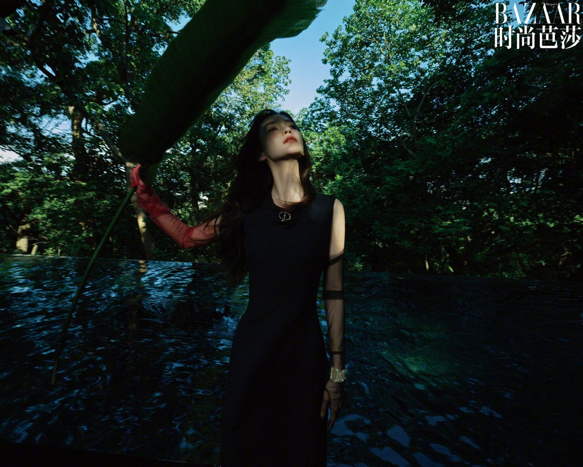 dramaskfan's tweet photo. #Angelababy para Harper's Bazaar China - edição de Agosto/22.
#YangYing #尘缘 #TheWindBlowsFromLongXi #LoveTheWayYouAre #BackForYou #ChenYuan #GeneralAndI #OneSmileIsVeryAlluring #MyTrueFriend #CityOfDesire #cdrama #dorama https://t.co/WxiKz1mii5