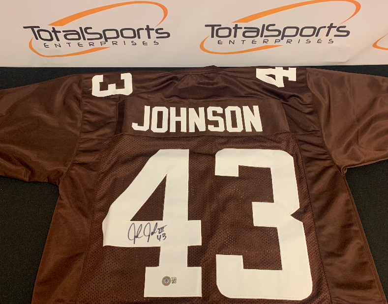 CLEMemorabilia's tweet photo. We're going to give a John Johnson autographed jersey to someone who retweets this tweet and follows us!

We'll pick a winner on Monday 7/18! https://t.co/b02DdYJjUH
