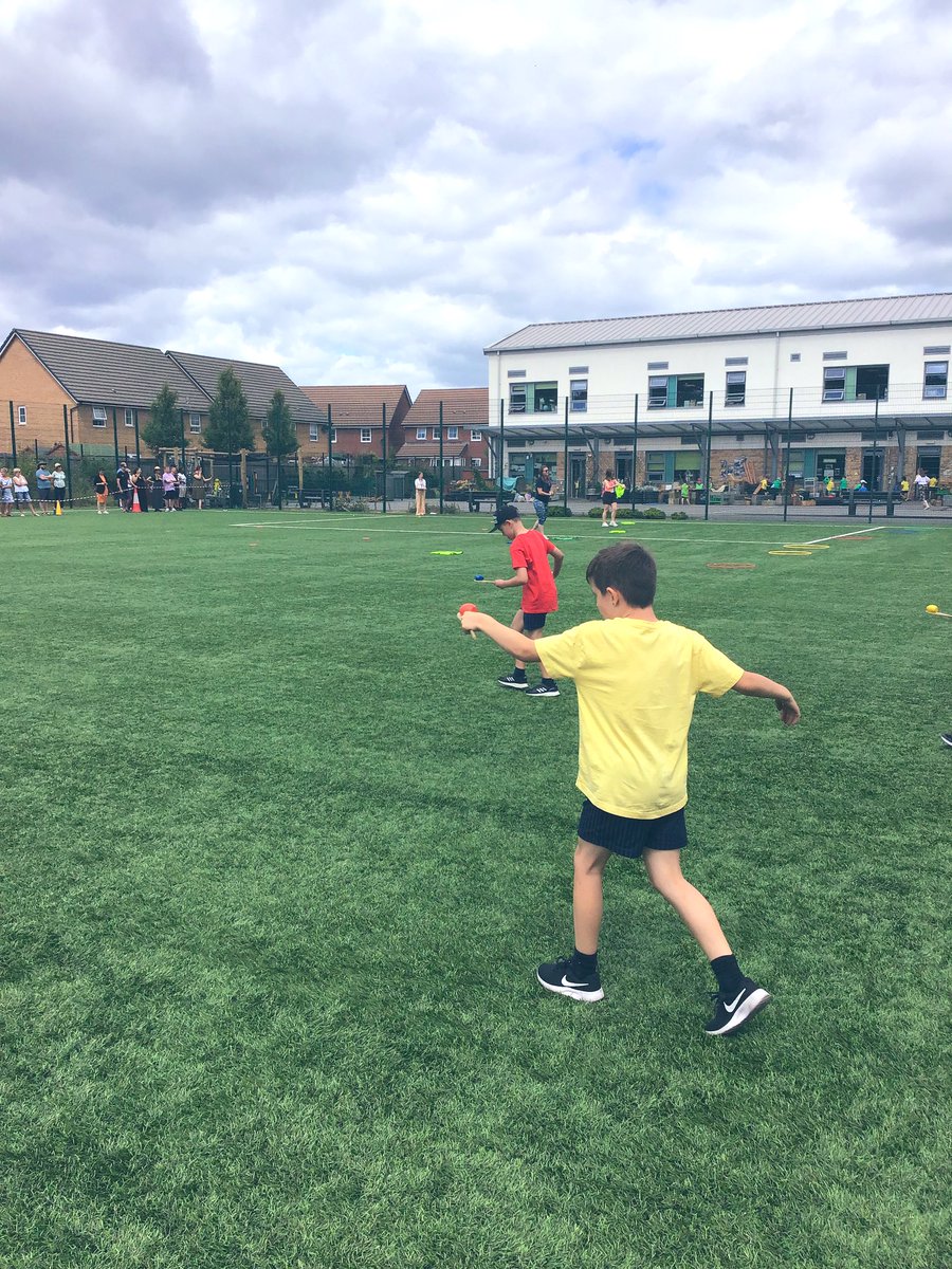 MissMulcaster's tweet photo. A super Sports Day! Da iawn to all the children who took part and a massive diolch to parents for coming to support them. You should be very proud! ❤️💚💙💛 #JPPSwellbeingweek2022 https://t.co/zkJgcUNwdy