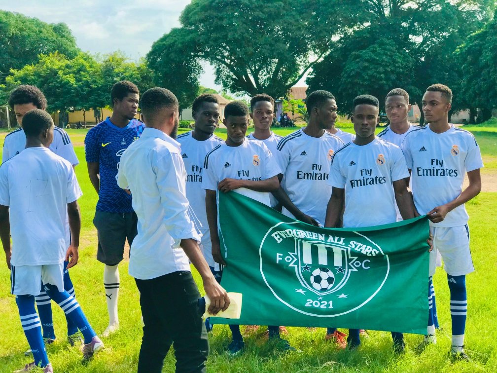 Benjay_elinam's tweet photo. @theyawofosu Please this is my initiative here in Srogboe Volta region of Ghana to help trying youth reached their desired Dream of playing football professionally &amp; needs your attention urgently 🙏🏻 https://t.co/kl48V8aagl