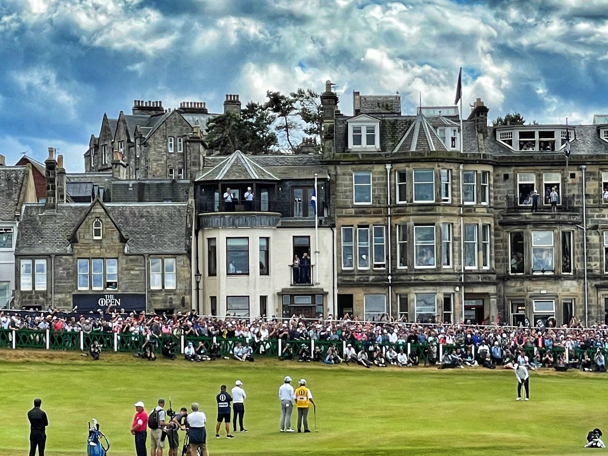 Eamon Lynch tweet media