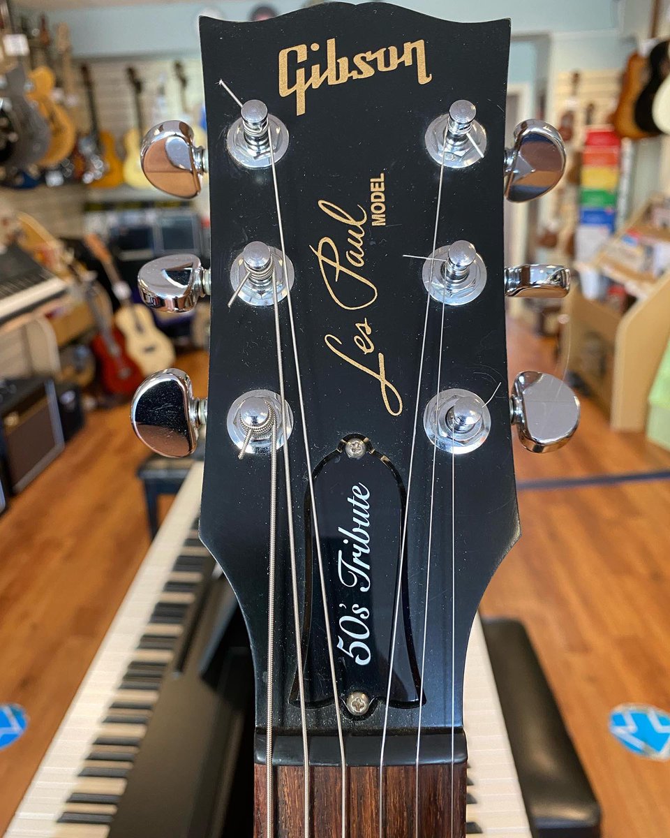 BridgendMusicSt's tweet photo. Just in!!
2013 Gibson Les Paul 50’s Tribute £749. 😊 #gibson #lespaul #guitar #guitarist #bridgend #bridgendmusicstore https://t.co/isCoVUX0ye