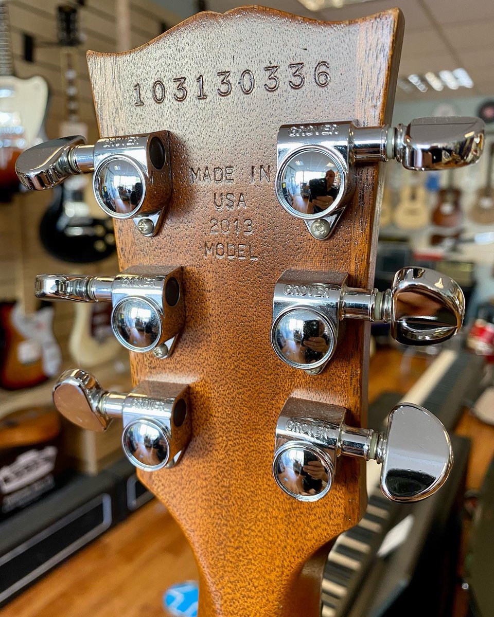 BridgendMusicSt's tweet photo. Just in!!
2013 Gibson Les Paul 50’s Tribute £749. 😊 #gibson #lespaul #guitar #guitarist #bridgend #bridgendmusicstore https://t.co/isCoVUX0ye