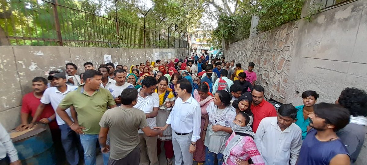 MLA_Mehrauli's tweet photo. महरौली @MLA_NareshYadav के सौजन्य से दिल्ली जल बोर्ड द्वारा कुसुमपुर पहाड़ी में लगातार दूसरा नया ट्यूबवेल लगाने के कार्य का उदघाटन स्थानीय निवासियों द्वारा किया गया
@AAPDelhi https://t.co/r6ayizpGSA