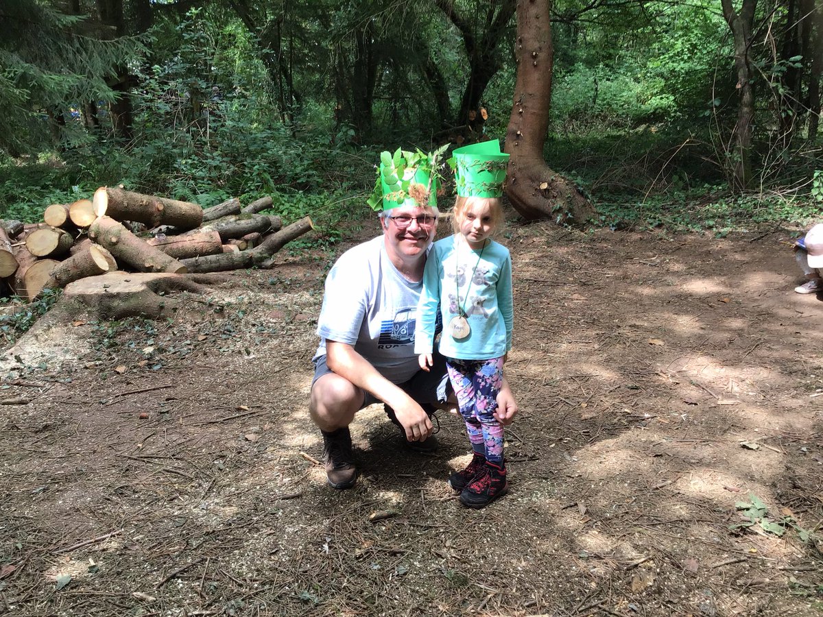 StanFoxClass's tweet photo. Family fun at Forest School today.😊 https://t.co/HQgzPVVDZX