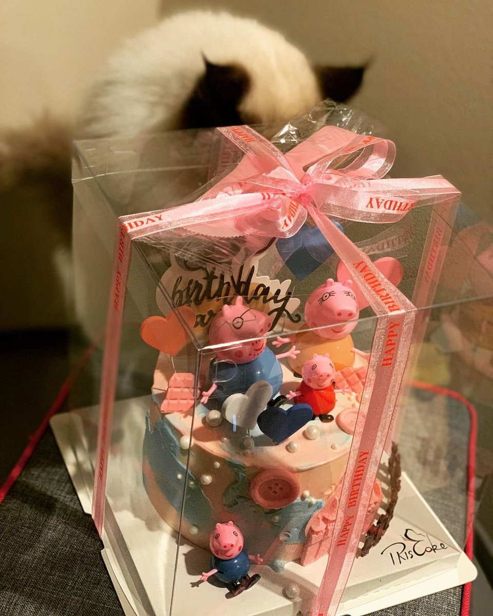 danielalii_'s tweet photo. I didn't realize that the photos taken on my birthday the year before were still on my phone https://t.co/EaAIwBOc1P