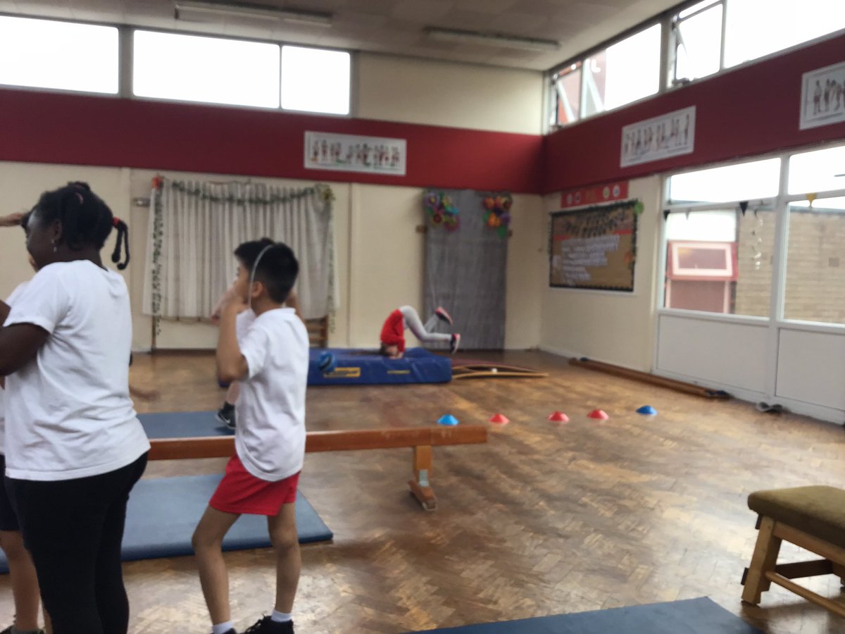 Sacred Heart Y4 tweet media