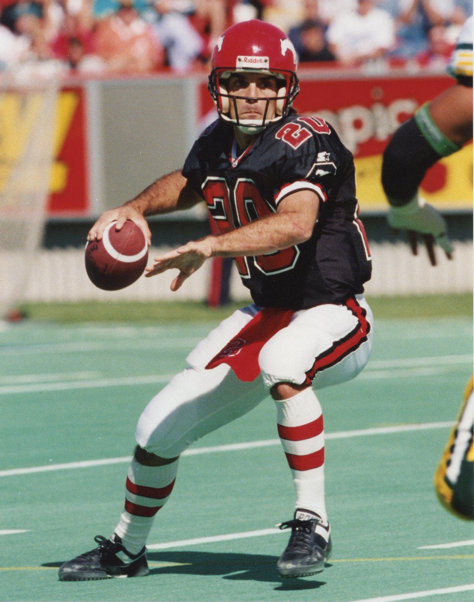 DougFlutie's tweet photo. Friday Night Lights tonight in Winnipeg! 

@calstampeders vs. @Wpg_BlueBombers

RT this for a Stamps W 🇨🇦🏈#FullOnStamps https://t.co/nWfR0o63E0