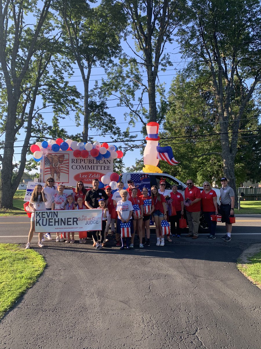 Hilton4Sheriff's tweet photo. Great night with family and friends at the Mexico Field Days Parade! https://t.co/4fIZVpGMZ4