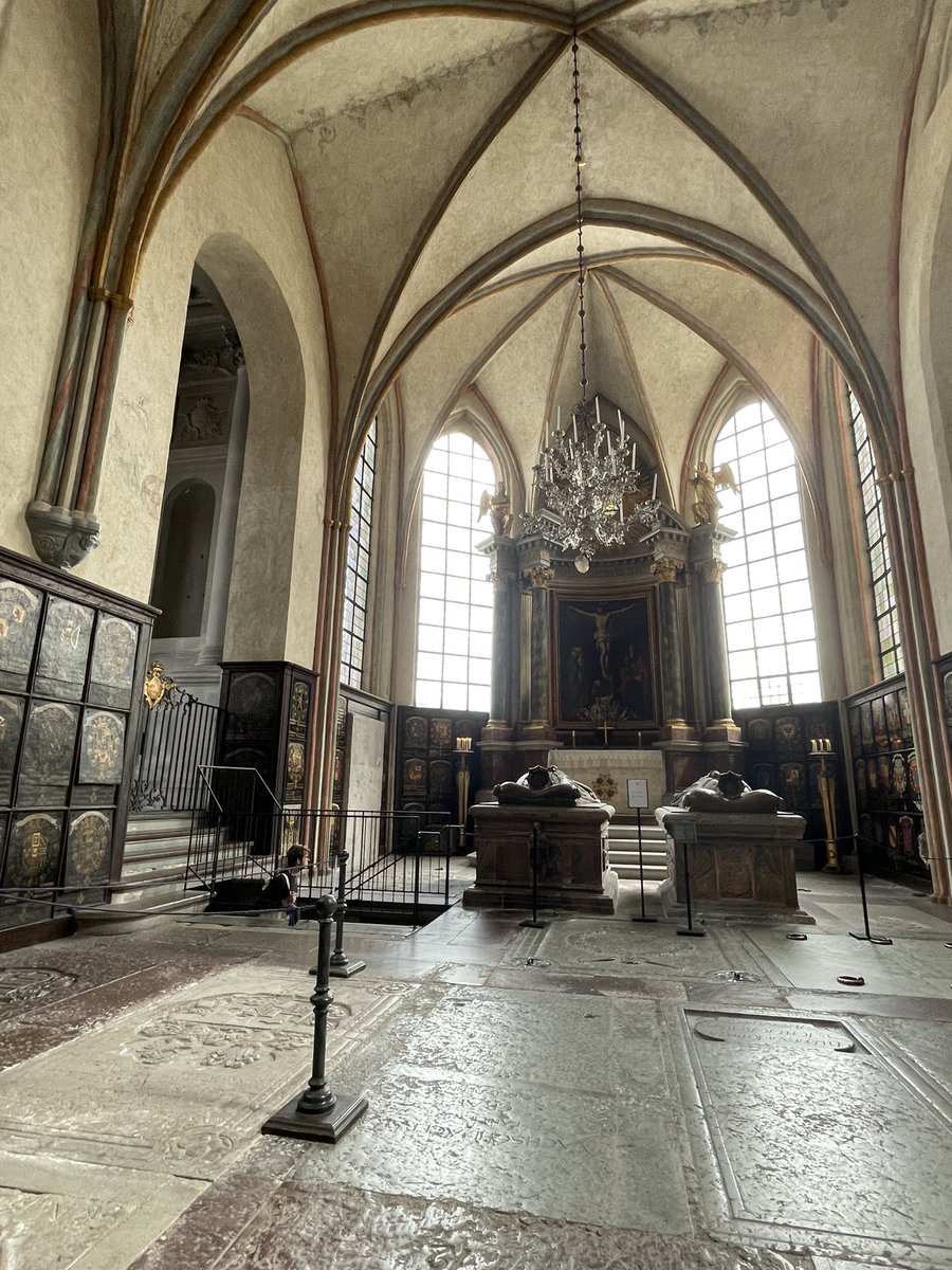 blchaindspirits's tweet photo. Riddarholmen Church final resting place of most Sweden’s Royals is haunted. In evening, Electricians heard loud banging noises from behind a locked steel door, leading down to the crypts. This banging is typical occurrence in tombs at the Church - #haunted #paranormal #nfts #NFTs https://t.co/JjREMR30HP