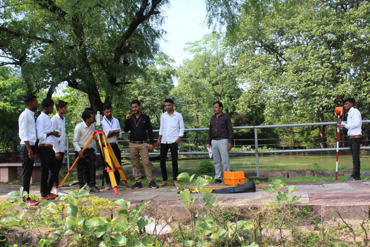 Sumit260702's tweet photo. #AICTE
#missionamritsarovar
#ASIbhopal https://t.co/A2G5ONGFLc