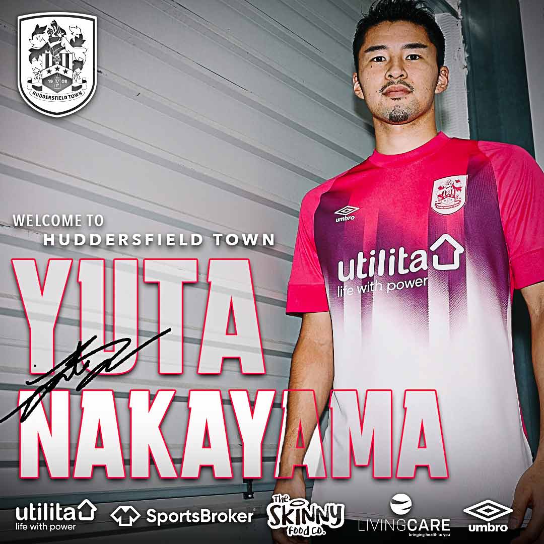 htafc's tweet photo. 👋 Welcome to Huddersfield Town, @Nkymyt!

#htafc | #TerrierSpirit