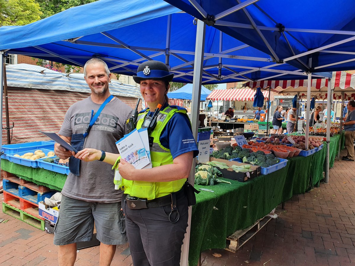 Today PCSO 6226 Jackson has been engaging and handing out advice to market stall holders and Taxi drivers reference to recent reports around counterfeit money and what to look for due to an increase of fake bank notes circulating in and around Rugby.