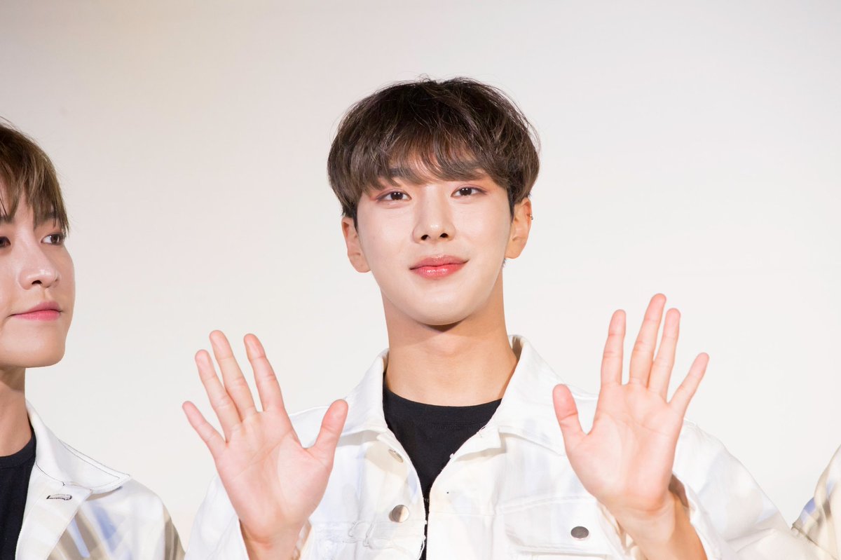 hd96_com's tweet photo. 220327 

#비아이지 #희도 #HEEDO 
@B_I_G_JP  @BIG_GHofficial https://t.co/P9C5lF76tj