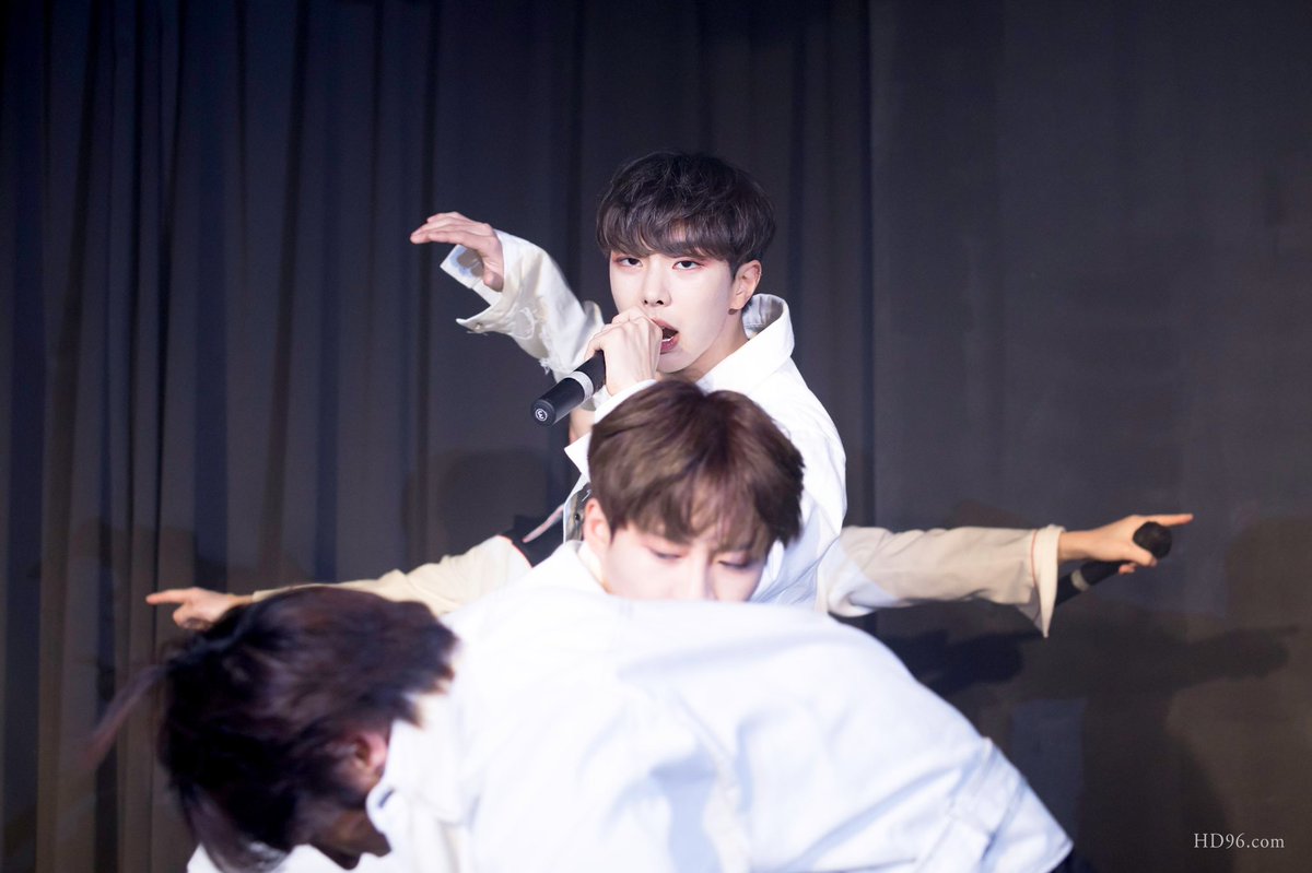 hd96_com's tweet photo. 220327 

#비아이지 #희도 #HEEDO 
@B_I_G_JP  @BIG_GHofficial https://t.co/P9C5lF76tj