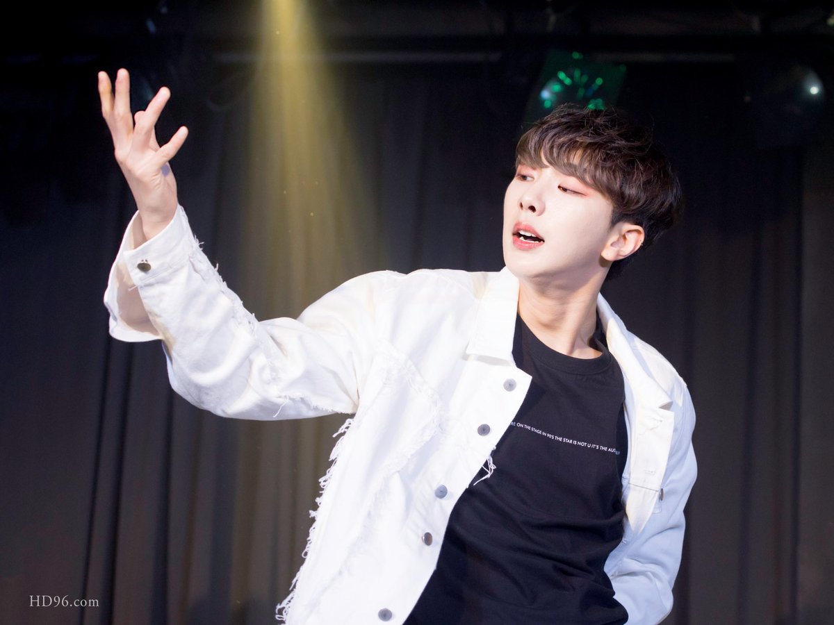 hd96_com's tweet photo. 220327 

#비아이지 #희도 #HEEDO 
@B_I_G_JP  @BIG_GHofficial https://t.co/dtuSmLLl1b