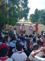 escuela_moya's tweet photo. Festejando el Día de los niños @chacon_zuzel @dme_mella @FundichelyRosa @ricardo_quiala @liudmila_leyva https://t.co/eJXYSv2zzh
