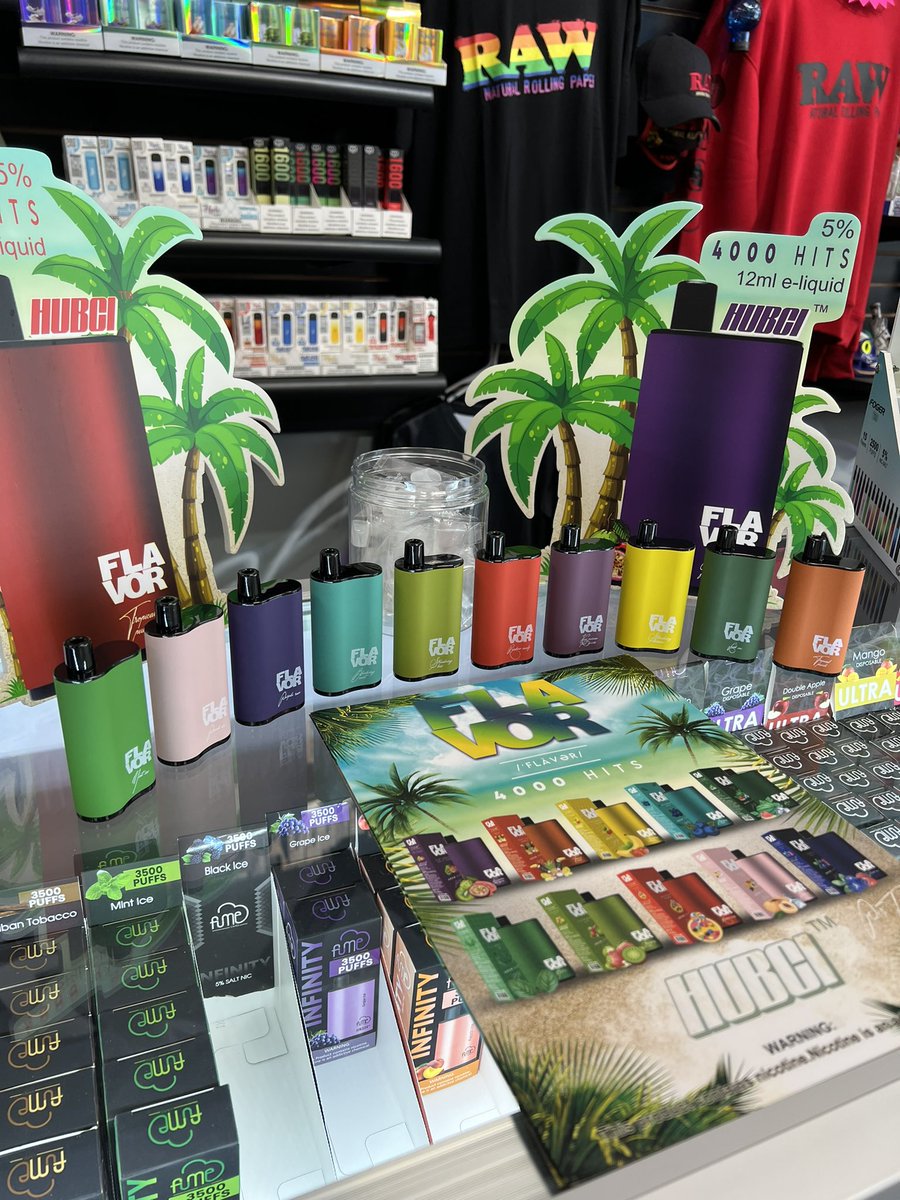 brandenwuu's tweet photo. come thru &amp; try out flavor vaporizers @dreamzsmokeshop 🔥🔥🔥 https://t.co/24NWwgiycg